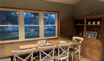 3 Henley St, Charlestown, RI 02813