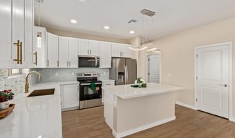 10202 W SASABE Dr, Arizona City, AZ 85123