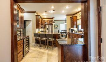 1200 Heritage Dr, Albemarle, NC 28001