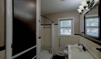 239 Greenway Rd, Arkansas City, KS 67005