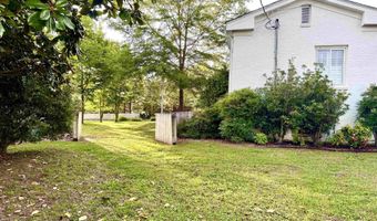 102 Jackson St, Albertville, AL 35950