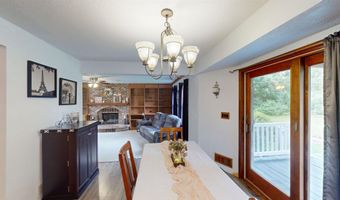 211 N 5TH Ave, Abbotsford, WI 54405
