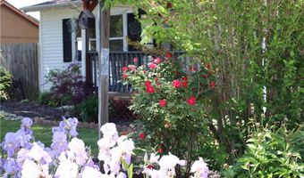 1310 W Kenwood Dr, Austin, IN 47102