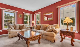 12 Brittany Dr, Bayville, NJ 08721