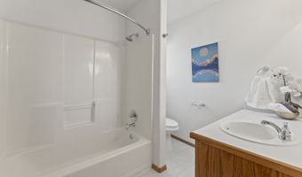 8453 SW 181ST Ave, Beaverton, OR 97007