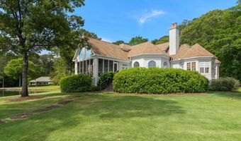 700 TRILLIUM Dr, Eclectic, AL 36024