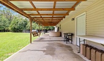 978 Grandmas Pl, Baker, FL 32531