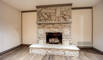 112 Oak St, Arkoma, OK 74901