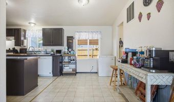 411 Birch Ct, Benton City, WA 99320