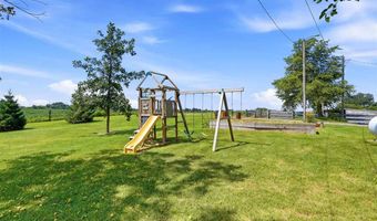 2955 245th St, Ainsworth, IA 52201