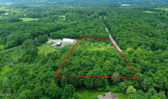 Potter Rd, Amsterdam, NY 12010