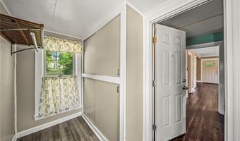 6327 Bales Ct, Ashtabula, OH 44004
