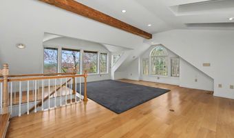 19 Highland Dr, Amherst, NH 03031