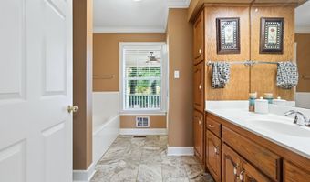 305 Brandon Dr, Beebe, AR 72012
