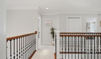 218 Chesapeake Dr, Adams Twp., PA 15044