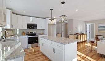 21 Edgewater Dr, Brentwood, NH 03833