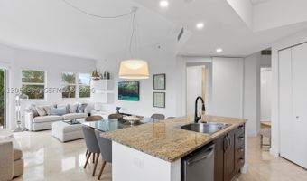 20000 E Country Club Dr 416, Aventura, FL 33180