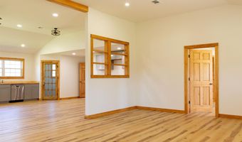 1392 Sugarloaf Rd, Amity, AR 71921