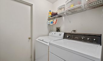 1937 N Coldspring Rd, Arlington Heights, IL 60004