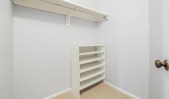 5904 MOUNT EAGLE Dr 718, Alexandria, VA 22303