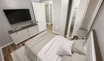 31 King St 33-3, East Greenwich, RI 02818