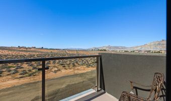 1330 E Lone Rock, Big Water, UT 84741