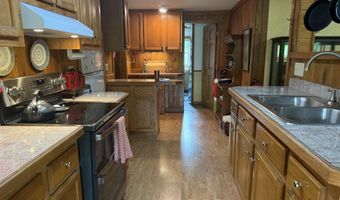 2463 State Highway Dd, Ava, MO 65608