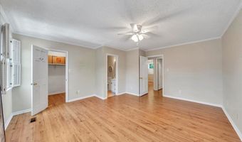 444 Kingswood Ct, Albany, GA 31707