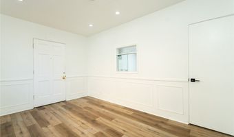 2028 Lake Ave, Altadena, CA 91001