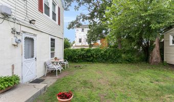 289 Port Monmouth Rd, North Middletown, NJ 07748