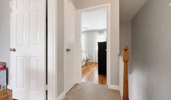 609 S HENRY St, Alexandria, VA 22314