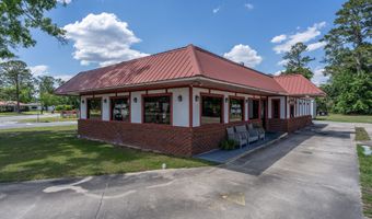 804 S Dixon, Alma, GA 31510