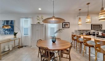 6104 COLMAR Pl, Apollo Beach, FL 33572