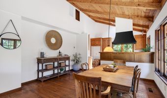 925 Old Farm Ln, Aptos, CA 95003