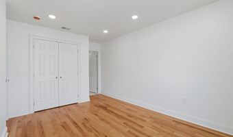 14 W 49TH St 2, Bayonne, NJ 07002