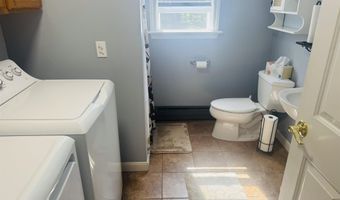 206 W Cobble Hill Rd, Barre, VT 05641