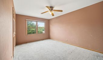 1333 W Sable Dr, Addison, IL 60101