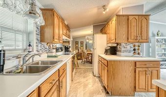 601 Rio Grande Dr, Adrian, MI 49221