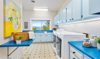 568 Sunset Dr, Angwin, CA 94508