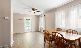 909 11th St NW, Austin, MN 55912