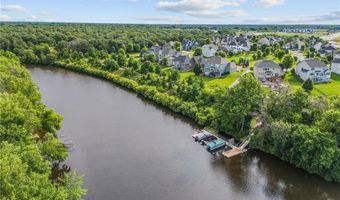 405 Riverside Cir, Anoka, MN 55303