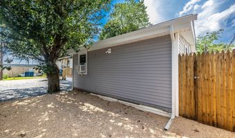 8 SHERMAN Dr, Claymont, DE 19703