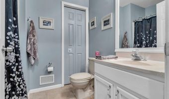 62 Walnut St, Beachwood, NJ 08722