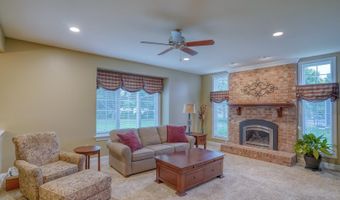 33 CHADWICK Dr, Dover, DE 19901