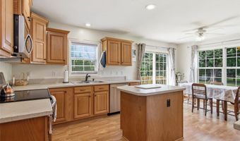 1012 Bartlett Ave, Altoona, WI 54720
