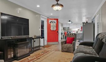 3231 Sardis Lake Dr, Batesville, MS 38606