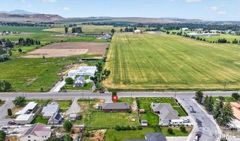 559 Rich Ln, Blackfoot, ID 83221