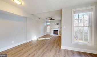 2011 N OAKLAND St, Arlington, VA 22207