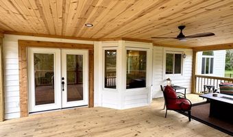 8047 Lavelle Rd, Athens, OH 45701