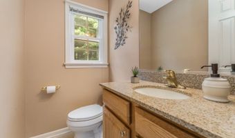 114 Manor Way, Alexandria Twp., NJ 08867